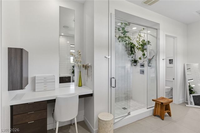 24 Garden Rain Drive, Las Vegas, NV 89135