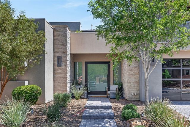 24 Garden Rain Drive, Las Vegas, NV 89135