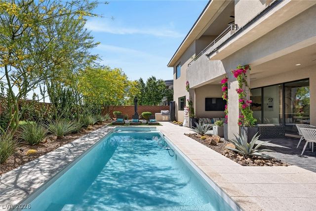 24 Garden Rain Drive, Las Vegas, NV 89135