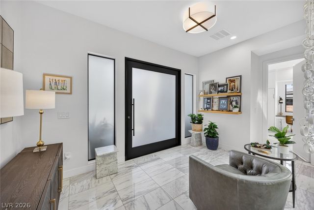 24 Garden Rain Drive, Las Vegas, NV 89135