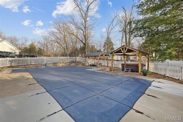 1956 Woodland Court, Wentzville, MO 63385