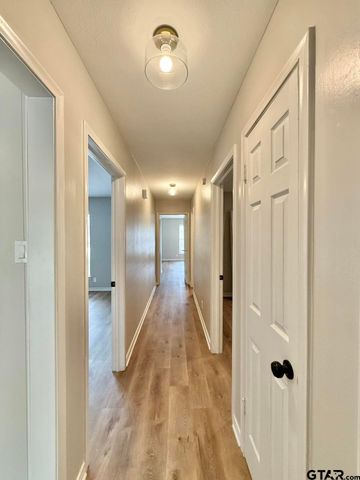 3820 Darrel Ln, Tyler, TX 75701