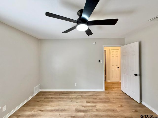 3820 Darrel Ln, Tyler, TX 75701