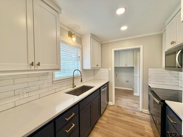 3820 Darrel Ln, Tyler, TX 75701