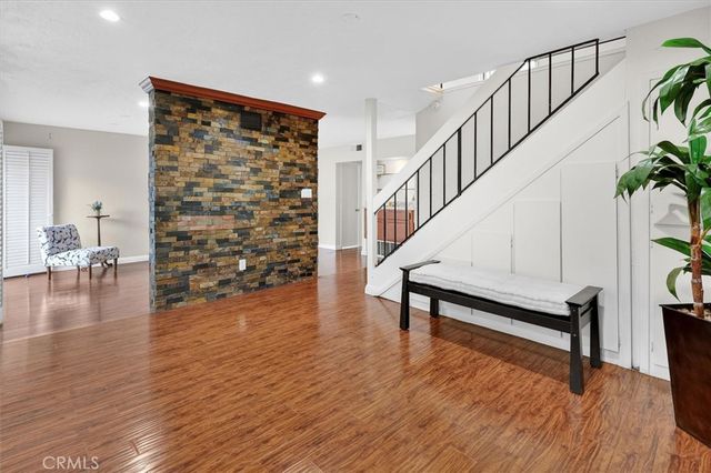 22238 James Alan 4, Chatsworth, CA 91311