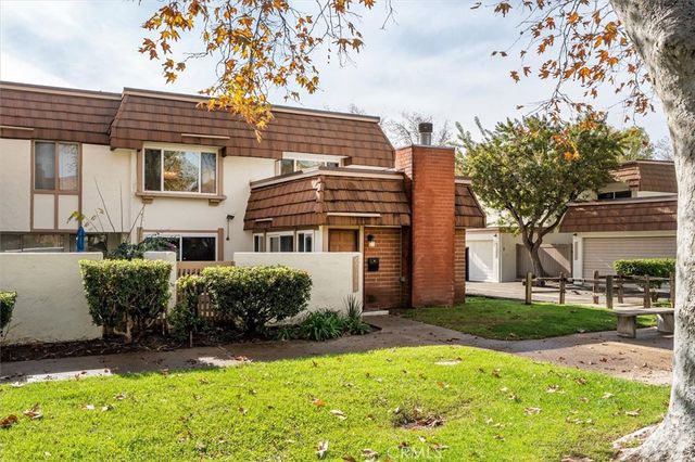 22238 James Alan 4, Chatsworth, CA 91311