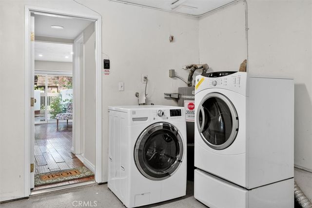 22238 James Alan 4, Chatsworth, CA 91311