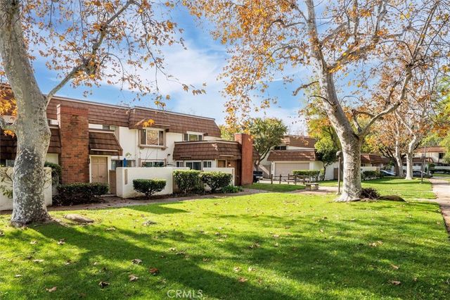 22238 James Alan 4, Chatsworth, CA 91311