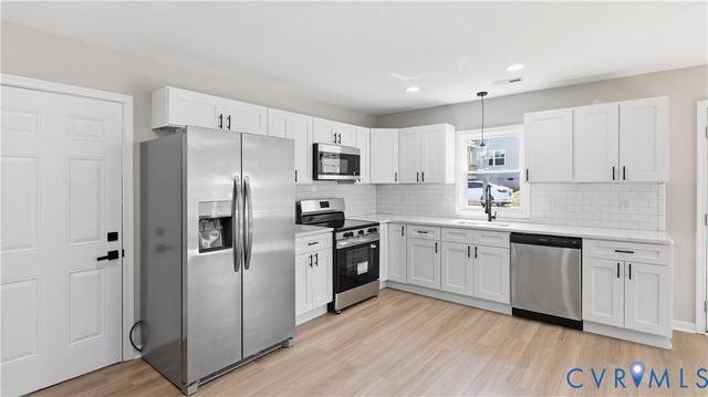 921 Diamond St, Petersburg, VA 23803