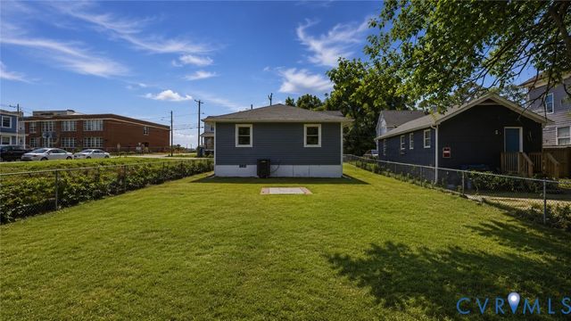 921 Diamond St, Petersburg, VA 23803