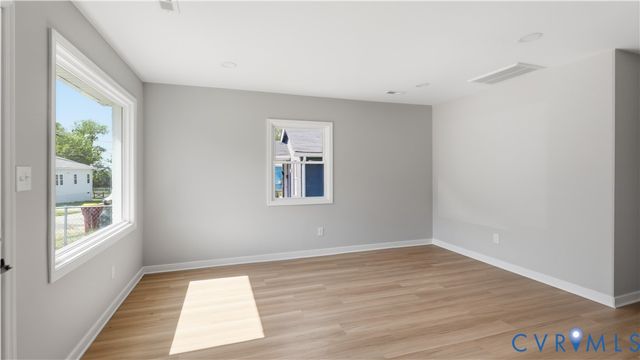 921 Diamond St, Petersburg, VA 23803