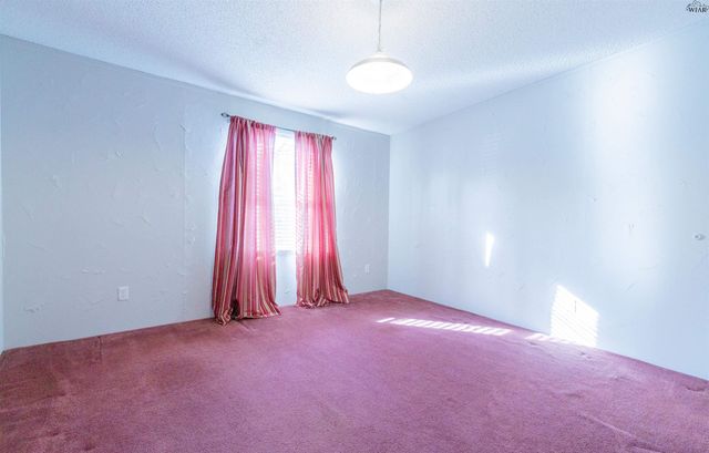 507 E 2ND STREET, Burkburnett, TX 76354