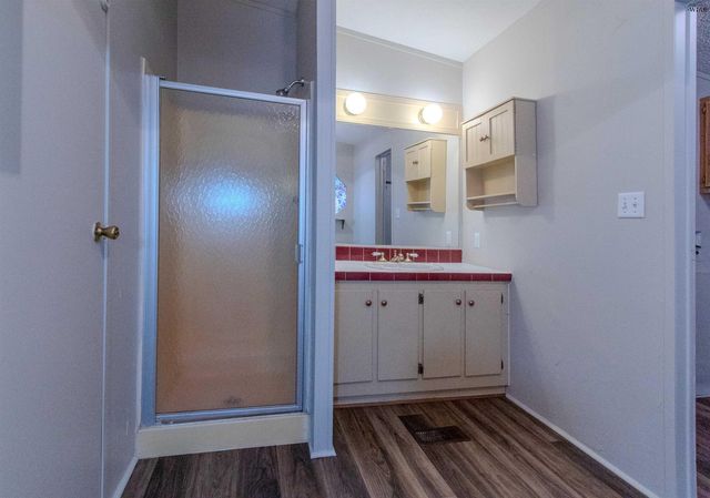 507 E 2ND STREET, Burkburnett, TX 76354