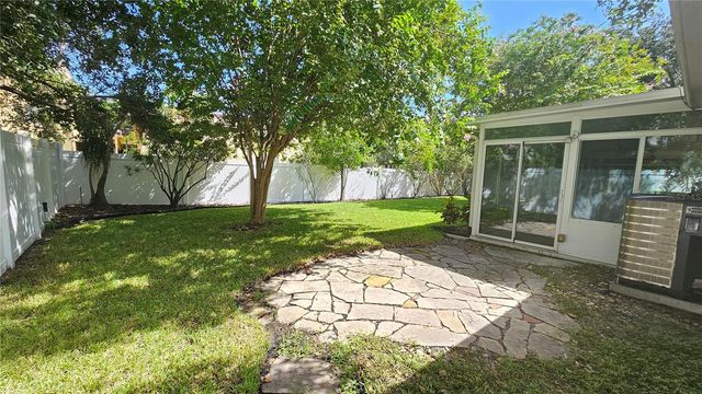 5301 W CLEVELAND STREET, Tampa, FL 33609