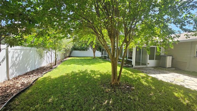 5301 W CLEVELAND STREET, Tampa, FL 33609