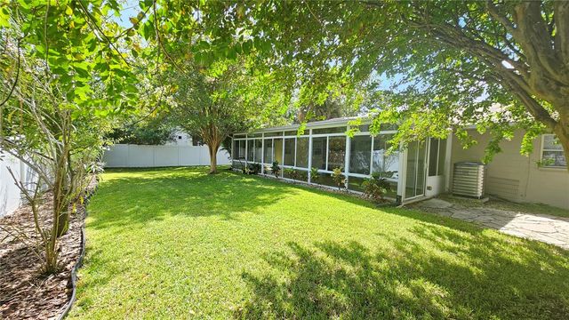 5301 W CLEVELAND STREET, Tampa, FL 33609