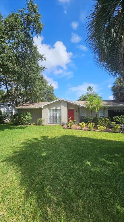 5301 W CLEVELAND STREET, Tampa, FL 33609