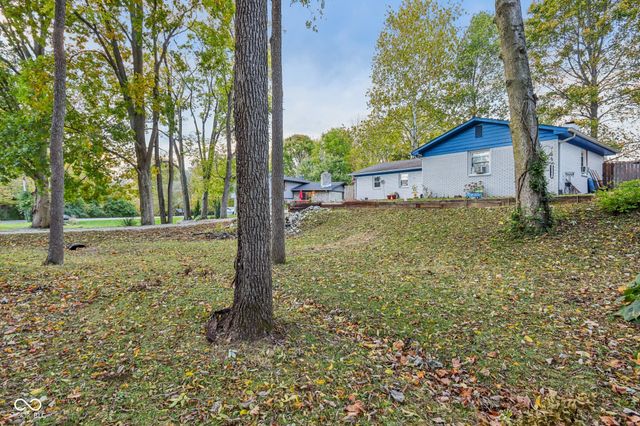 7604 Hillcrest Drive, Mooresville, IN 46158