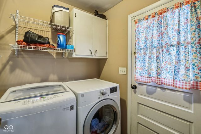 7604 Hillcrest Drive, Mooresville, IN 46158