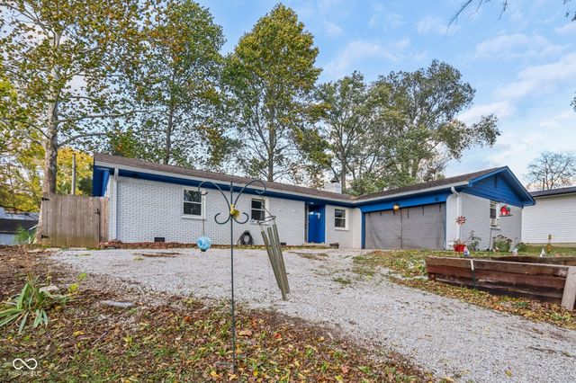7604 Hillcrest Drive, Mooresville, IN 46158