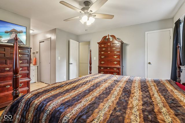 7604 Hillcrest Drive, Mooresville, IN 46158
