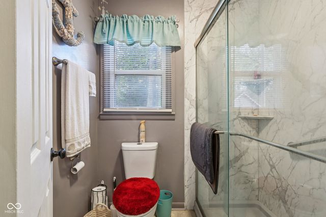 7604 Hillcrest Drive, Mooresville, IN 46158