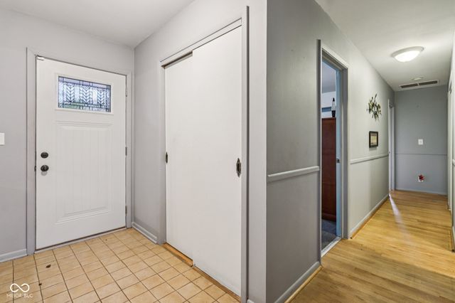 7604 Hillcrest Drive, Mooresville, IN 46158