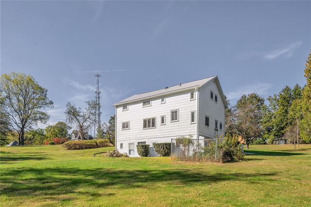 4032 Ewalt Rd, Richland, PA 15044