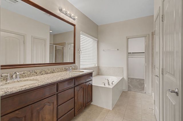 3004 Beaver Creek Drive, Fort Worth, TX 76177