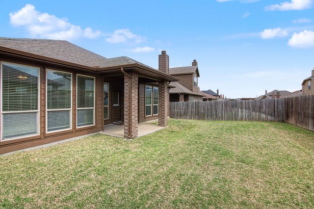 3004 Beaver Creek Drive, Fort Worth, TX 76177