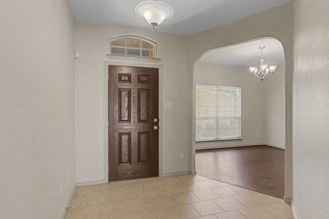 3004 Beaver Creek Drive, Fort Worth, TX 76177