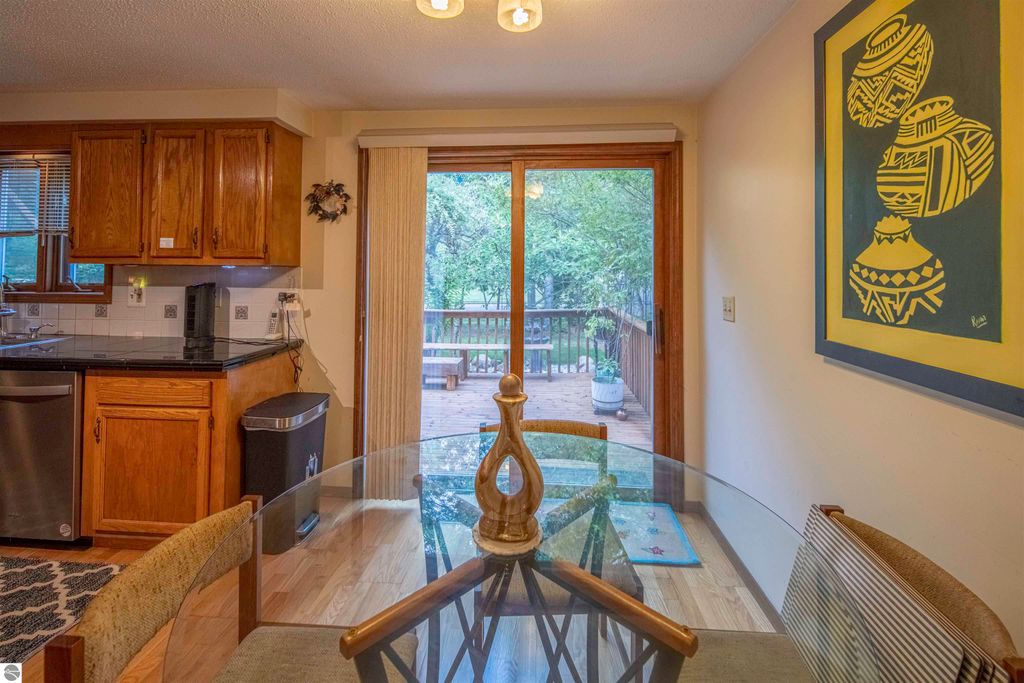 Image 26 of property listing at 1000 Country Way, Mt Pleasant, MI 48858