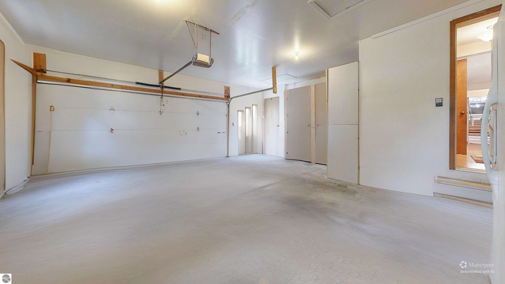 Image 48 of property listing at 1000 Country Way, Mt Pleasant, MI 48858