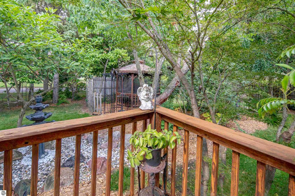 Image 52 of property listing at 1000 Country Way, Mt Pleasant, MI 48858