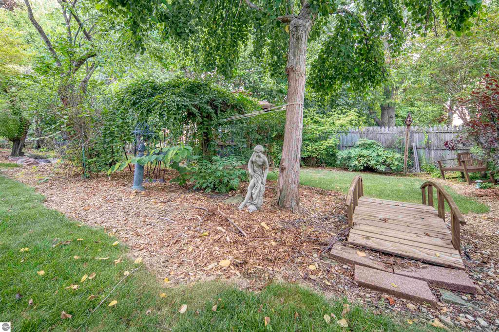 Image 57 of property listing at 1000 Country Way, Mt Pleasant, MI 48858