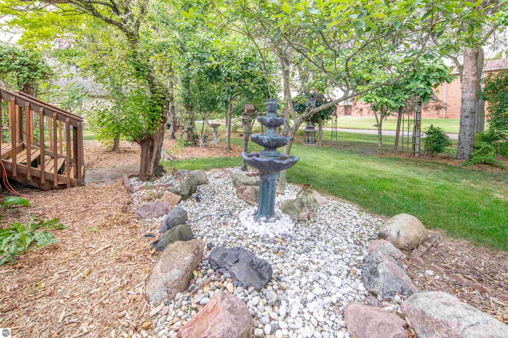 Image 59 of property listing at 1000 Country Way, Mt Pleasant, MI 48858