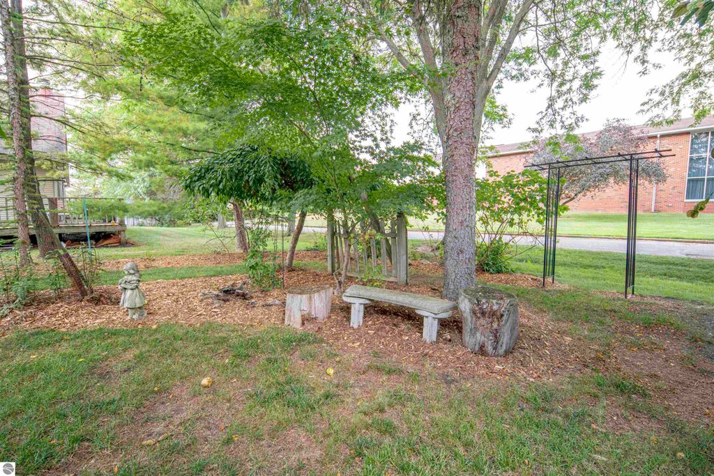 Image 61 of property listing at 1000 Country Way, Mt Pleasant, MI 48858