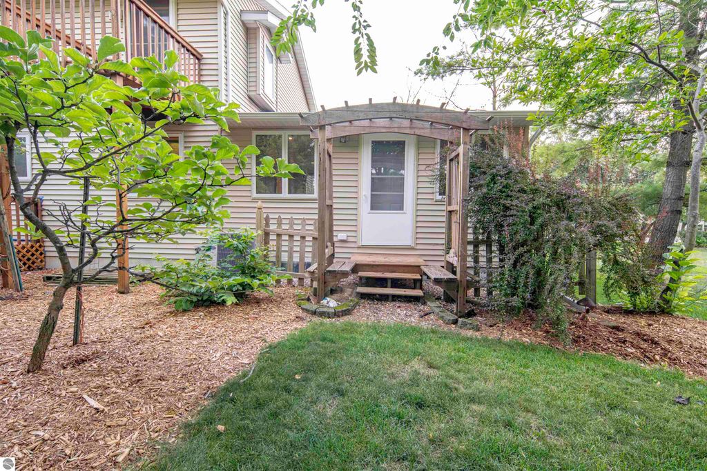 Image 63 of property listing at 1000 Country Way, Mt Pleasant, MI 48858