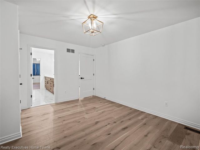 11731 Encore Court, Shelby Twp, MI 48315