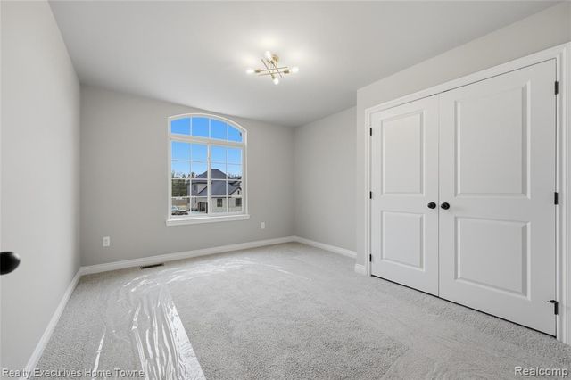 11731 Encore Court, Shelby Twp, MI 48315