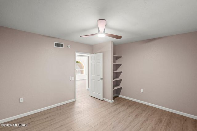 757 W Calle Del Regalo, Green Valley, AZ 85614