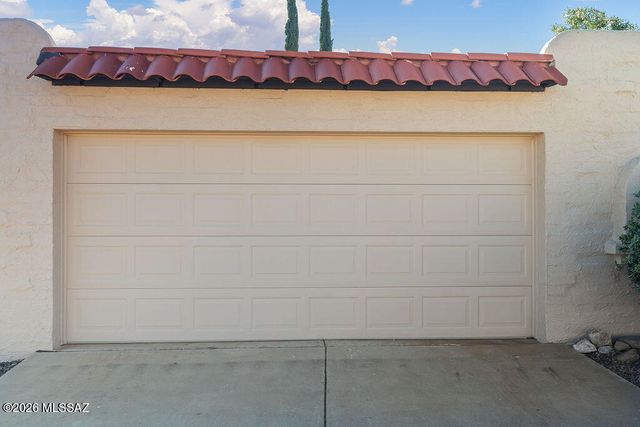 757 W Calle Del Regalo, Green Valley, AZ 85614