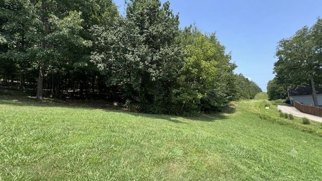 521 NW Benjamin Circle, Cleveland, TN 37312