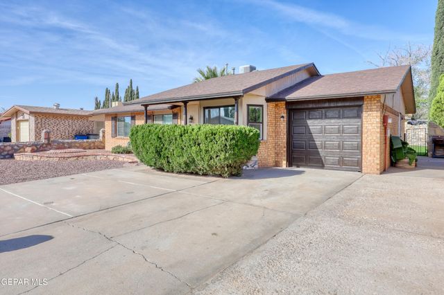 3309 Beachcomber Drive, El Paso, TX 79936