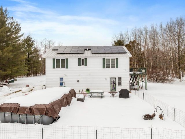 30 Knapp Road, Piermont, NH 03779
