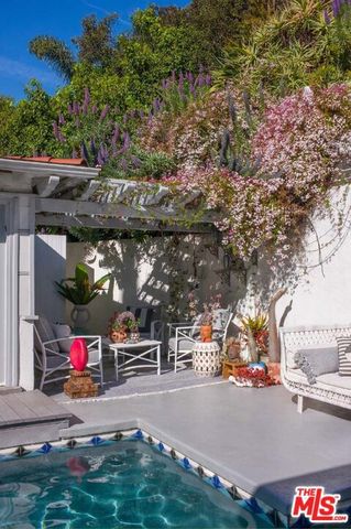 2331 Outpost Drive, Los Angeles, CA 90068