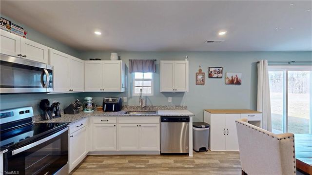 606 BYERLY Road, Lexington, NC 27295