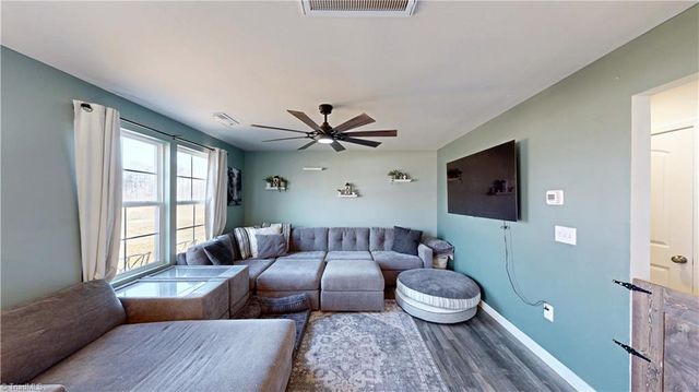 606 BYERLY Road, Lexington, NC 27295