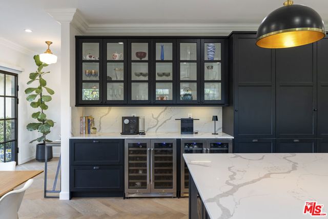 202 S Citrus Avenue, Los Angeles, CA 90036