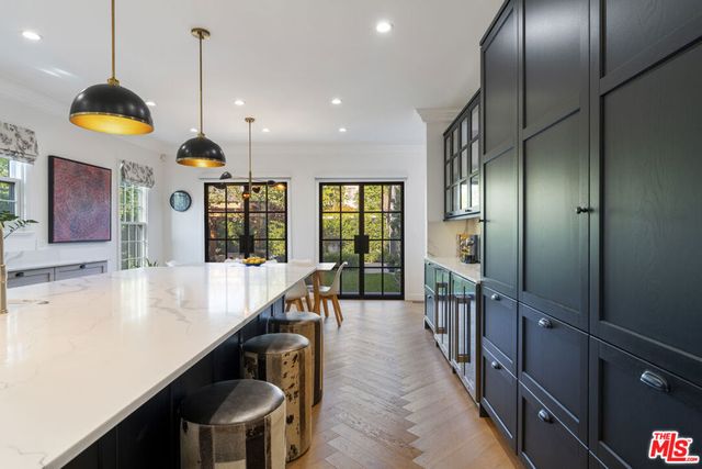 202 S Citrus Avenue, Los Angeles, CA 90036
